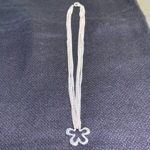 ✂️Never worn silver star necklace